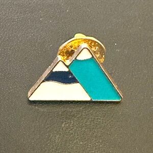 Mountains Pin